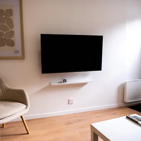Moderne Et Neuf En Centre-ville Apartmán
