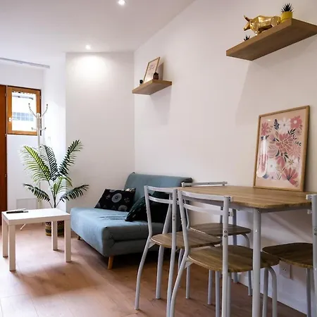 Moderne Et Neuf En Centre-ville Apartmán Nègrepelisse